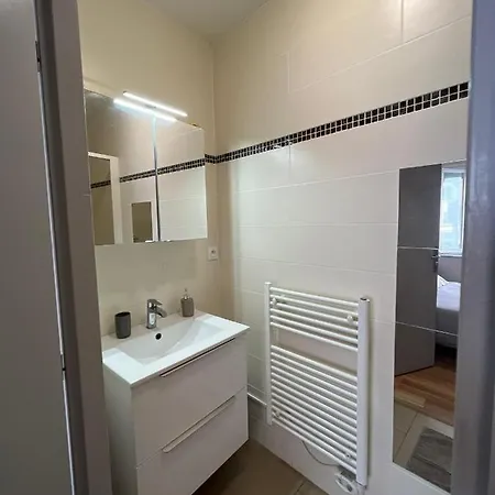 Apartman Appartement Neuf, Centre Ville Proche Commodites